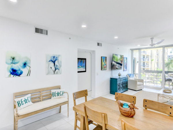 Luxury Vacation Condo in Longboat Key Sleeps 4 Guests